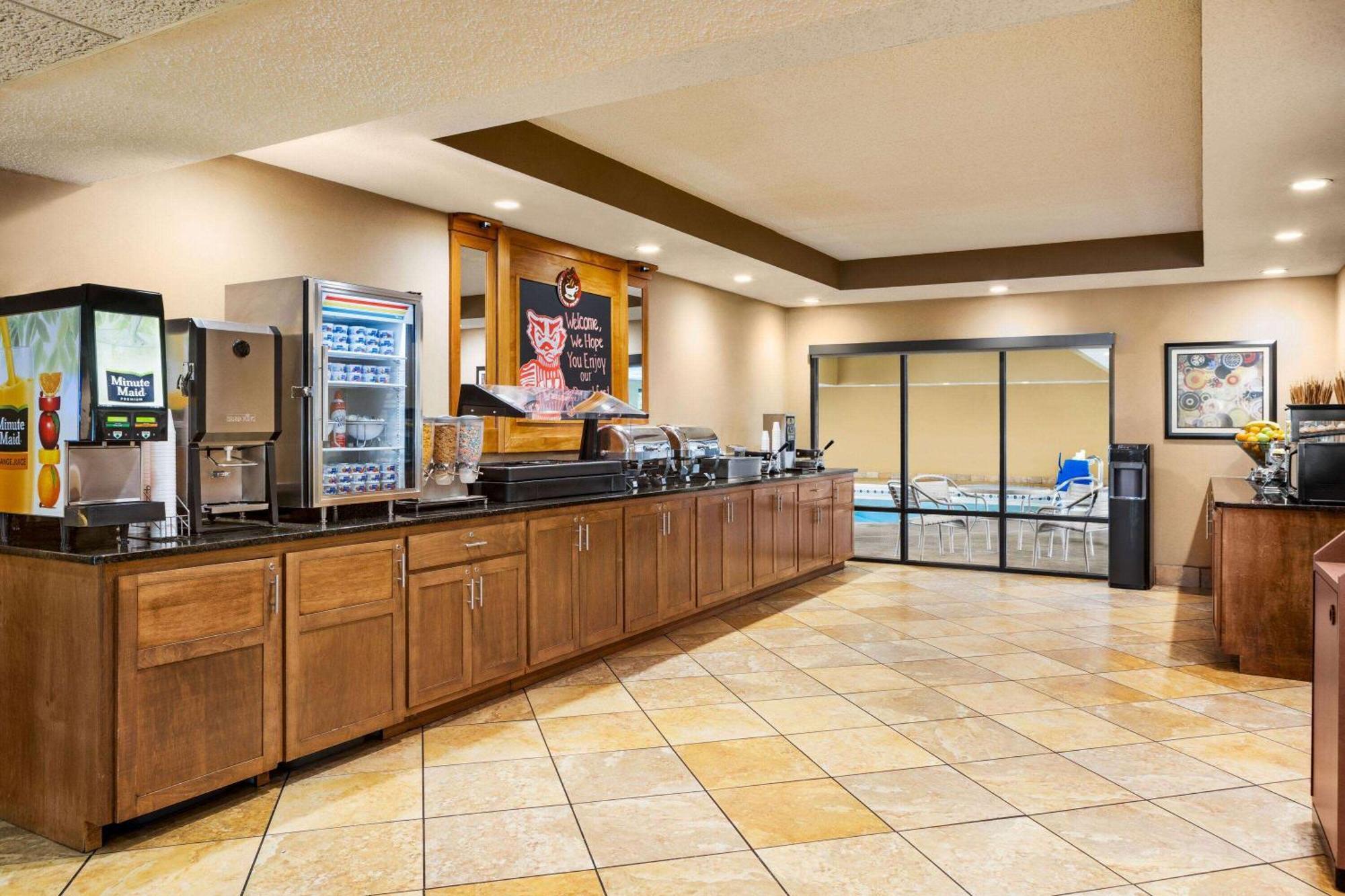 Americinn By Wyndham Madison West Eksteriør billede