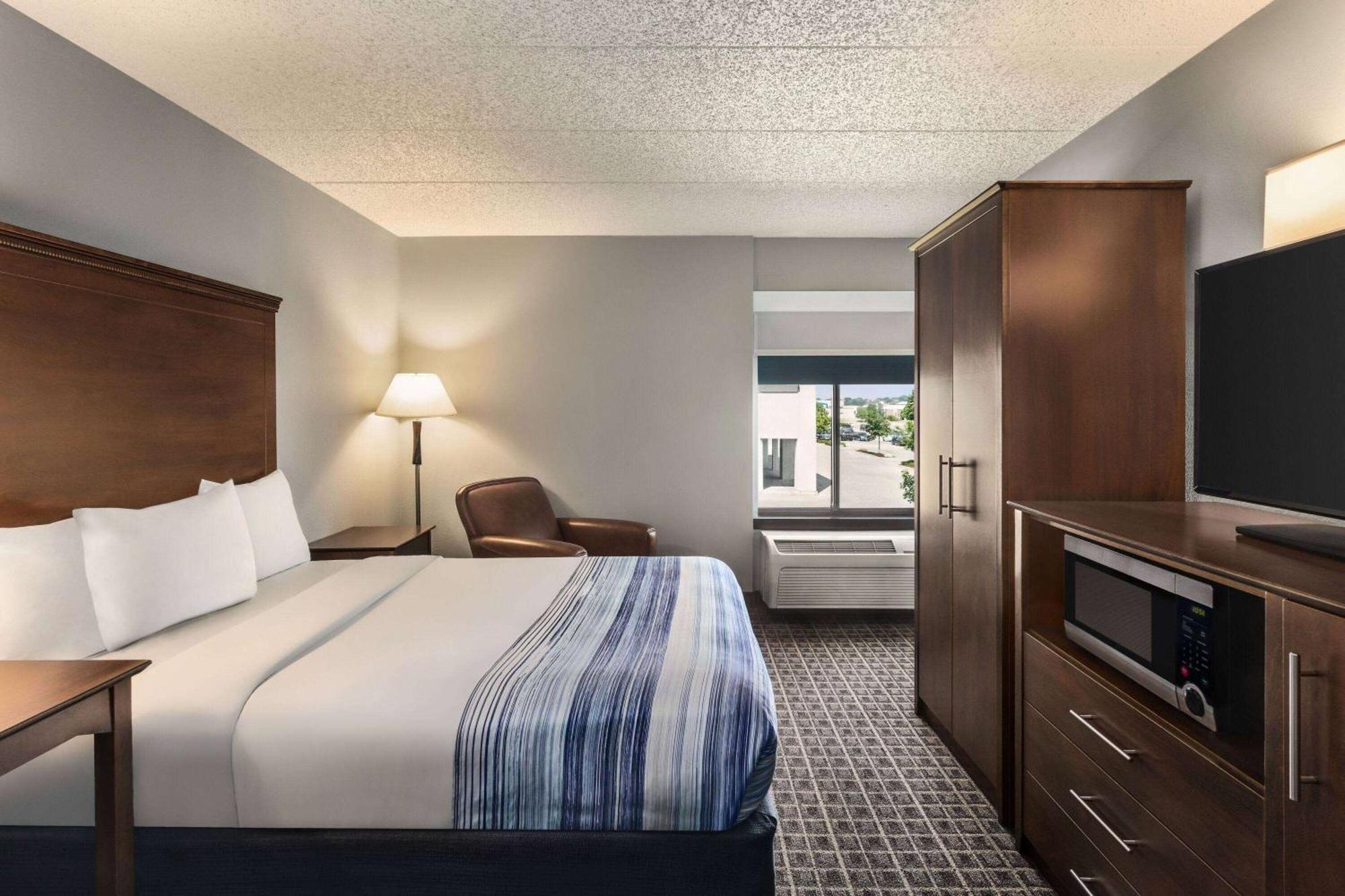 Americinn By Wyndham Madison West Eksteriør billede
