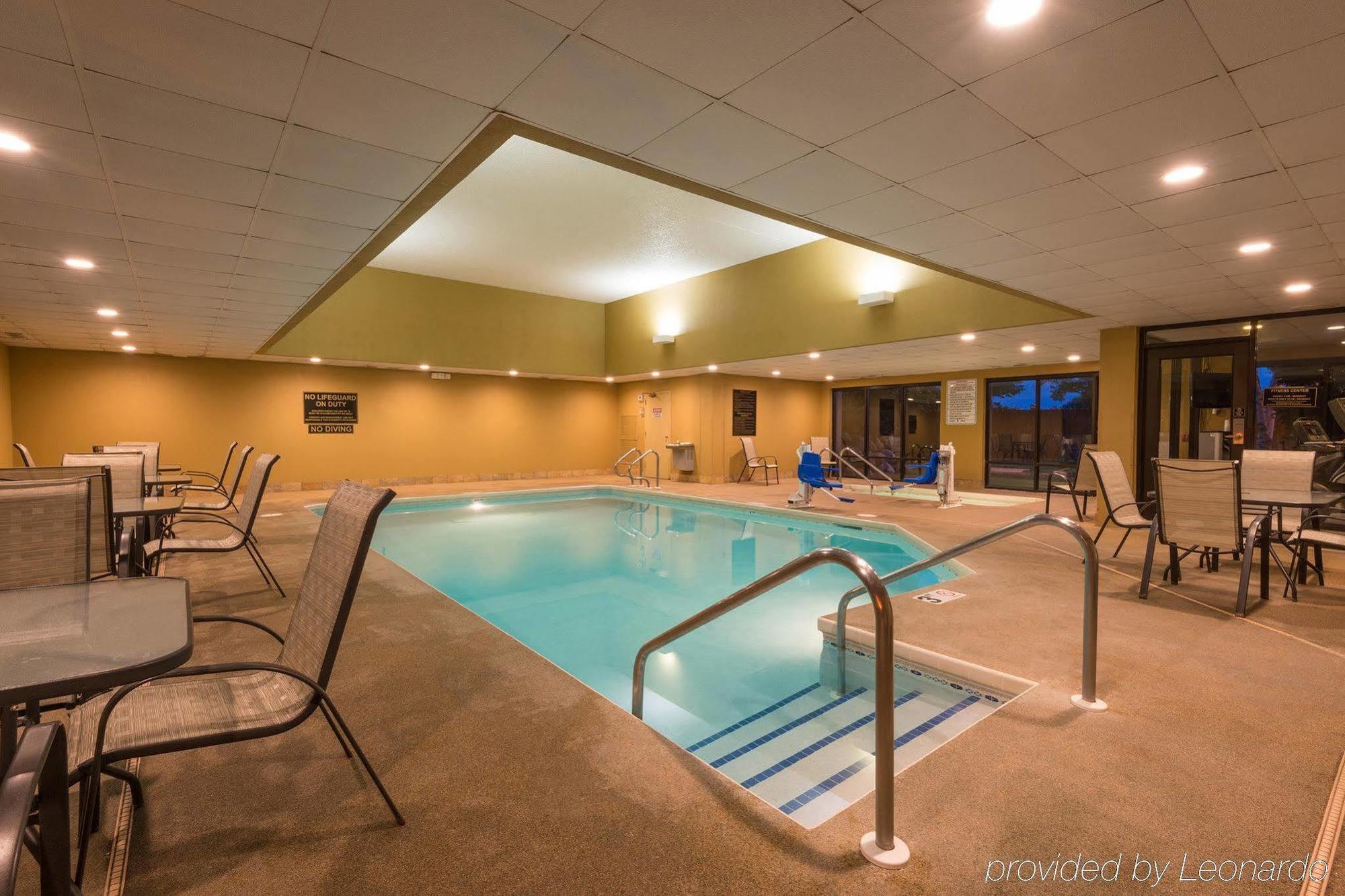 Americinn By Wyndham Madison West Eksteriør billede